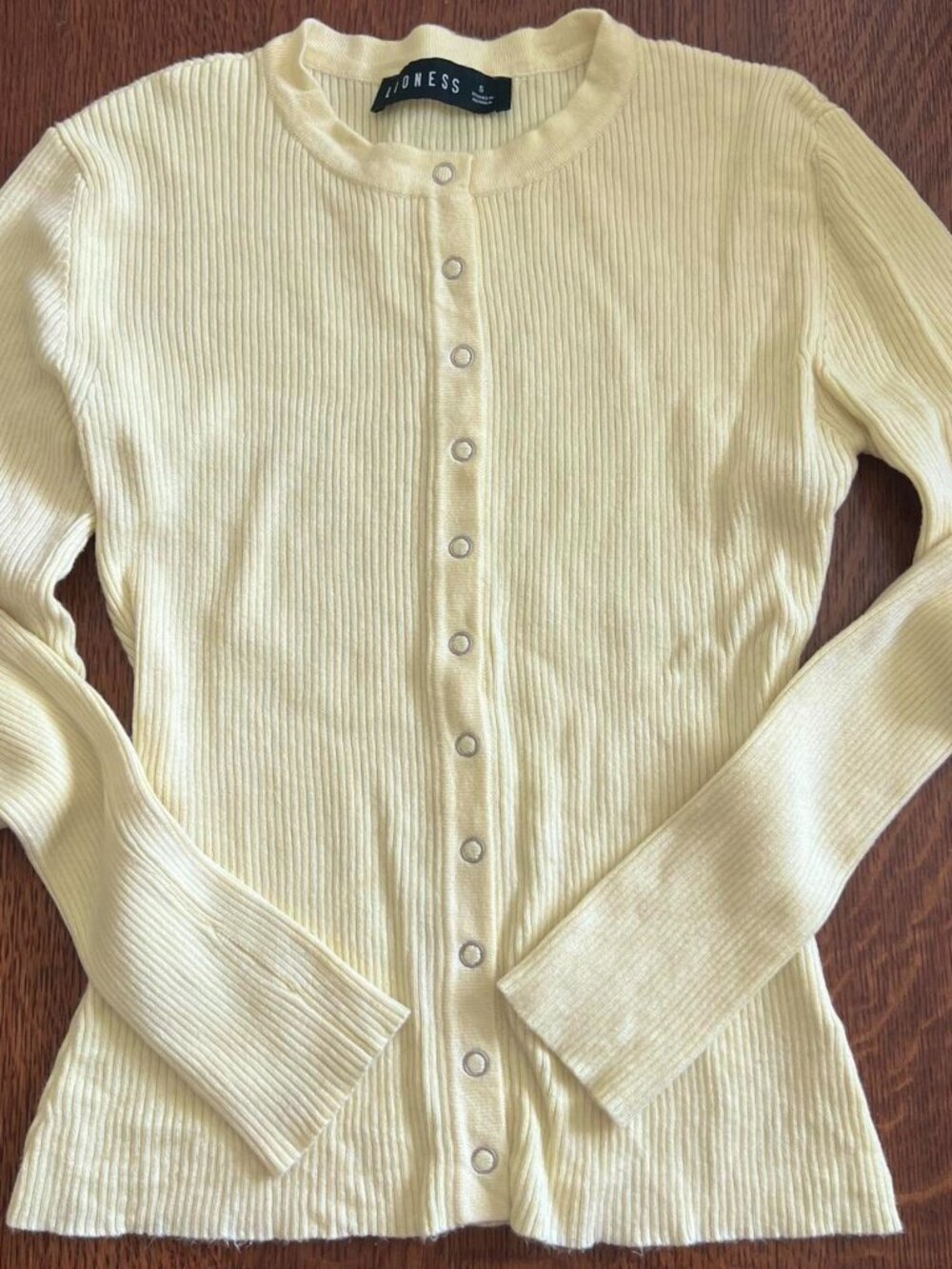 Lioness Women's light yellow cardgian - like new
